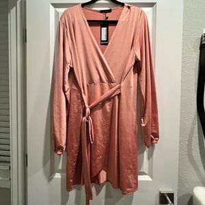 NWT BOOHOO WRAP DRESS